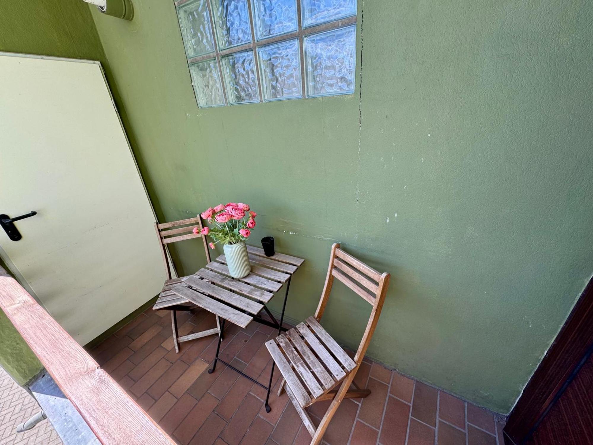 Das blaue Türchen - Wohnung mit Beamer und Kicker Bremerhaven Exterior foto